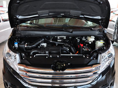 2013款 2.0T 手动 汽油商务版 7座
