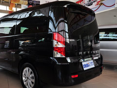2013款 2.0T 手动 汽油商务版 7座