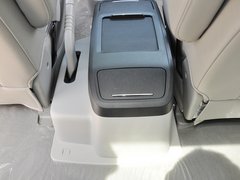 2013款 2.0T 自动 汽油公务版 7座