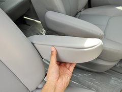2013款 2.0T 自动 汽油公务版 7座