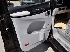 2013款 2.0T 自动 汽油公务版 7座
