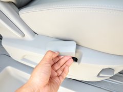 2013款 2.0T 自动 汽油公务版 7座