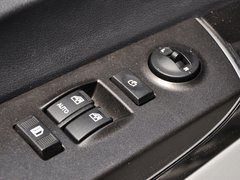 2013款 2.0T 自动 汽油公务版 7座