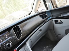 2013款 2.0T 自动 汽油公务版 7座