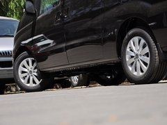2013款 2.0T 自动 汽油公务版 7座