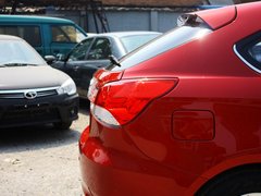 2013款 1.5L 手动 女性版