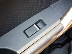 2013款 1.5L 手动 女性版