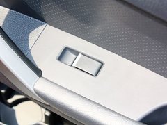 2013款 1.5L 手动 女性版