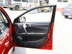 2013款 1.5L 手动 女性版