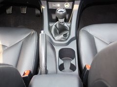 2013款 1.5L 手动 女性版