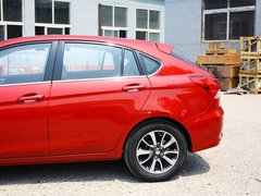 2013款 1.5L 手动 女性版
