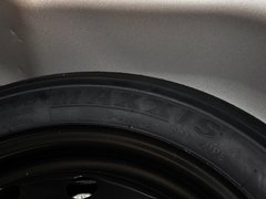 2013款 1.5L 手动 豪华版
