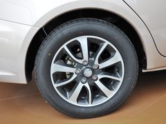 2013款 1.5L 手动 豪华版