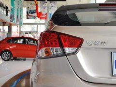 2013款 1.5L 手动 豪华版