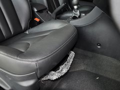 2013款 1.5L 手动 豪华版