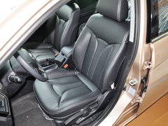 2013款 1.5L 手动 豪华版
