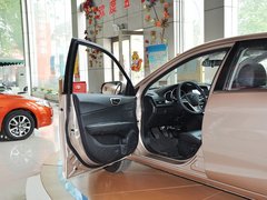 2013款 1.5L 手动 豪华版