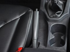 2013款 1.5L 手动 豪华版
