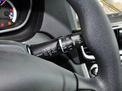 2013款 1.5L 手动 豪华版