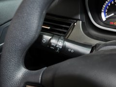 2013款 1.5L 手动 豪华版