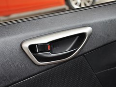 2013款 1.5L 手动 豪华版