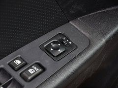 2013款 1.5L 手动 豪华版
