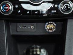 2013款 1.5L 手动 豪华版