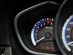 2013款 1.5L 手动 豪华版