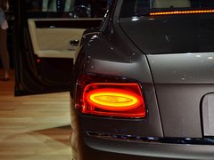 2013款 6.0T 自动 W12 尊贵版
