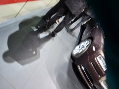 2013款 6.6T 标准型