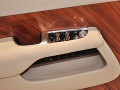 2013款 6.6T 标准型