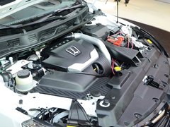 2013款 1.8T 自动 旗舰型