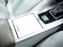 2013款 1.8T 自动 旗舰型