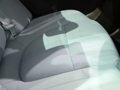 2013款 1.8T 自动 旗舰型