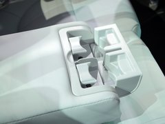 2013款 1.8T 自动 旗舰型