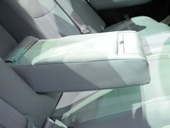 2013款 1.8T 自动 旗舰型