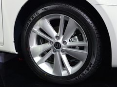 2013款 1.8T 自动 旗舰型