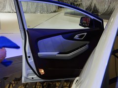 2013款 1.8T 自动 旗舰型