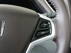 2013款 1.8T 自动 旗舰型