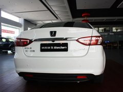 2013款 1.8T 自动 旗舰型