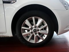 2013款 1.8T 自动 旗舰型