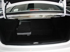 2013款 1.8T 自动 旗舰型
