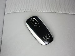 2013款 1.8T 自动 旗舰型