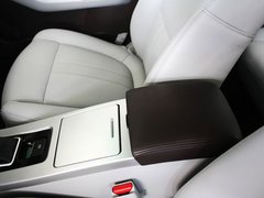 2013款 1.8T 自动 旗舰型