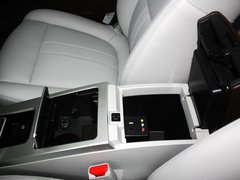 2013款 1.8T 自动 旗舰型