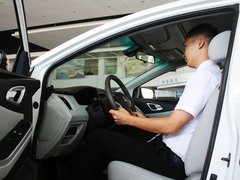2013款 1.8T 自动 旗舰型