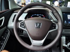 2013款 1.8T 自动 旗舰型