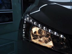 2013款 1.8T 自动 旗舰型