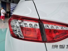 2013款 1.8T 自动 旗舰型