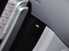 2013款 1.8T 自动 旗舰型